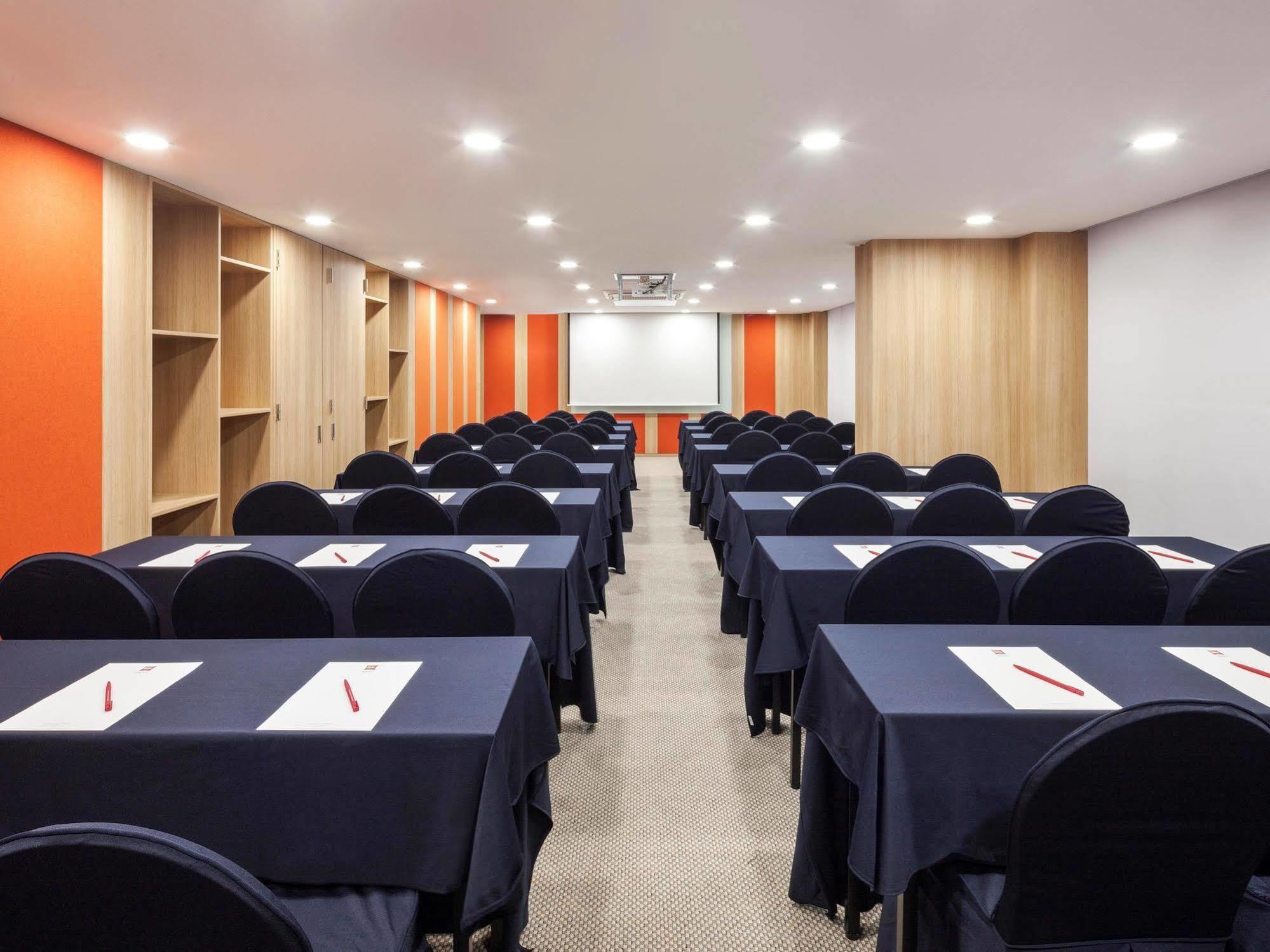Travelodge Dongdaemun Seul Zewnętrze zdjęcie